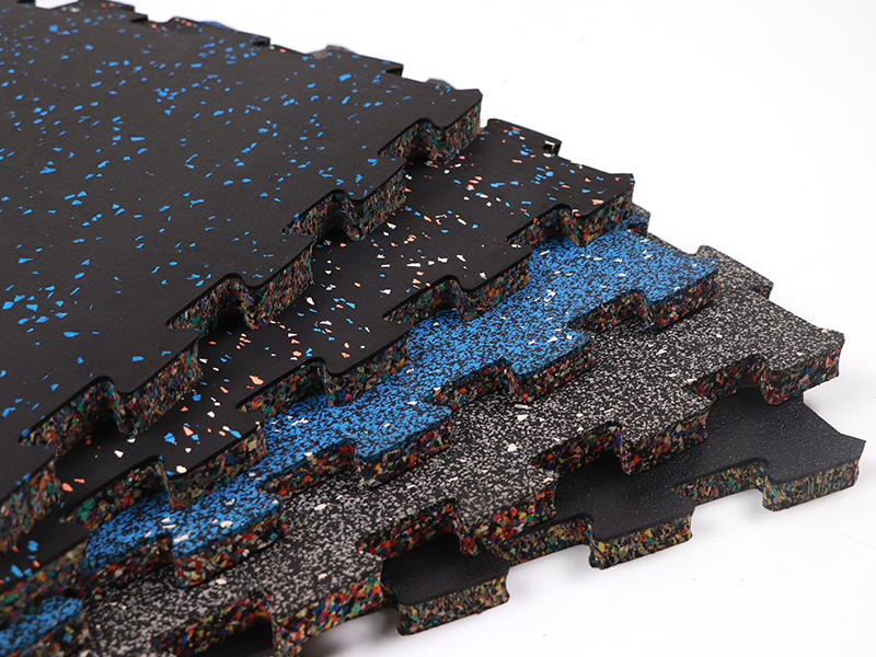 健身房橡胶地垫选择什么材质好？