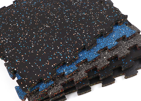 橡胶颗粒的物理和化学特性有哪些？